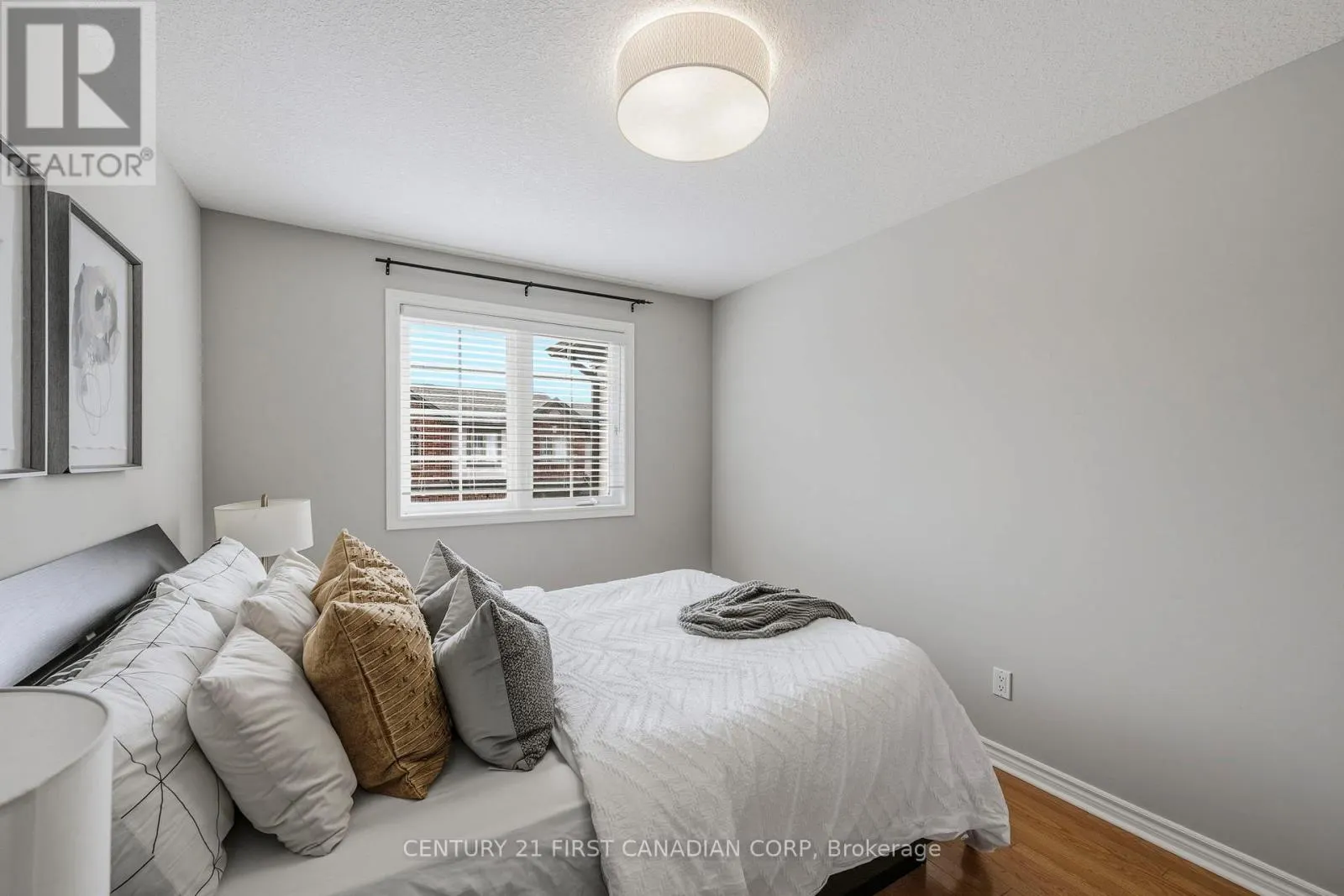 135 - 600 HYDE PARK ROAD #135
