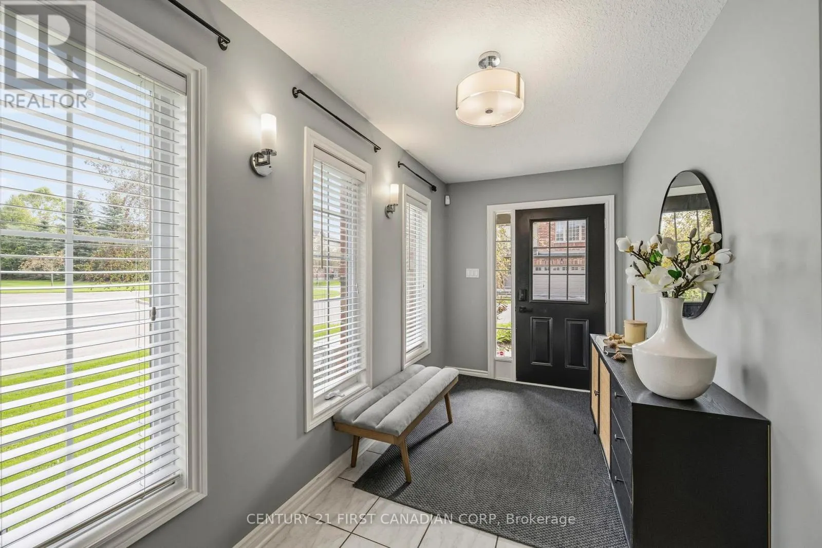 135 - 600 HYDE PARK ROAD #135