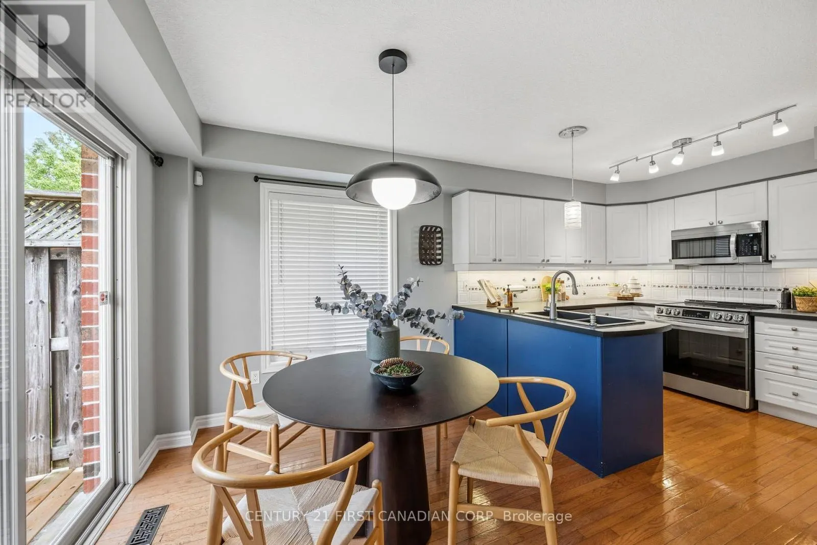 135 - 600 HYDE PARK ROAD #135