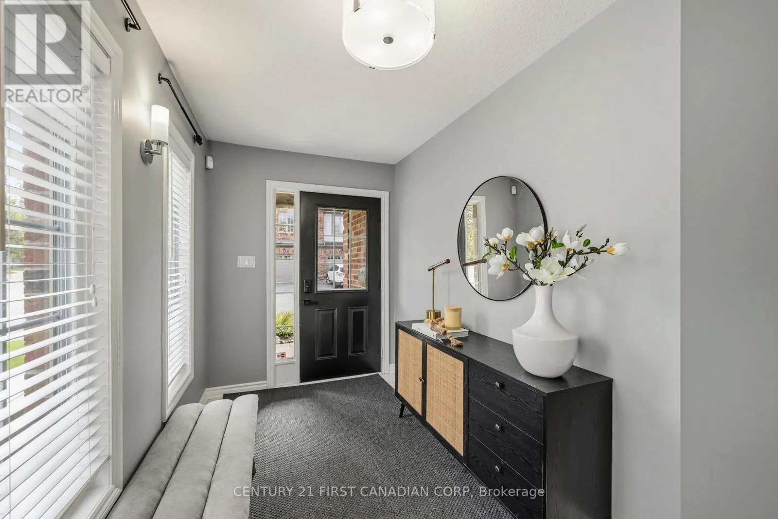 135 - 600 HYDE PARK ROAD #135
