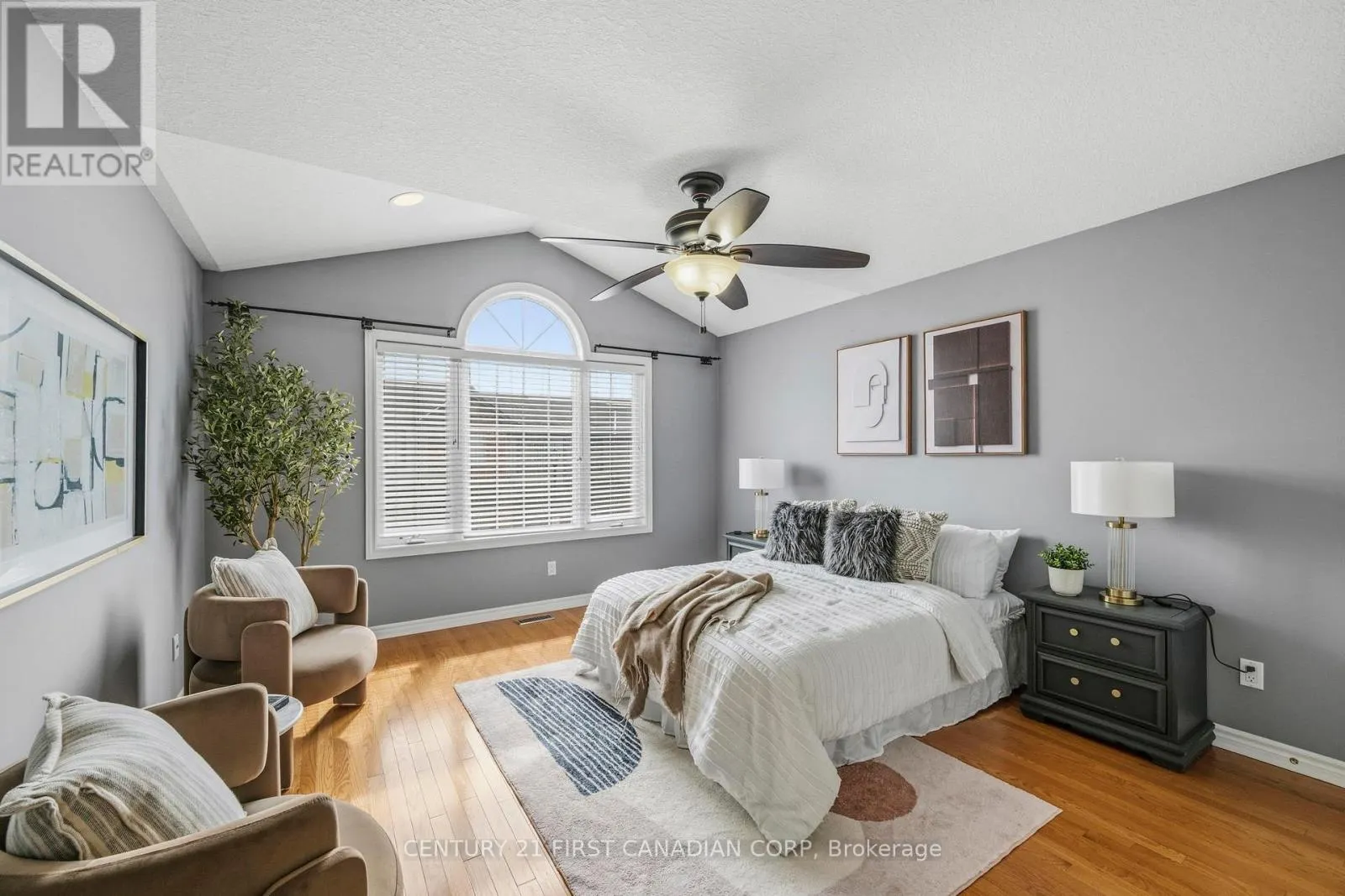 135 - 600 HYDE PARK ROAD #135