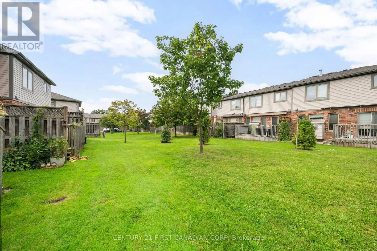135 - 600 HYDE PARK ROAD #135