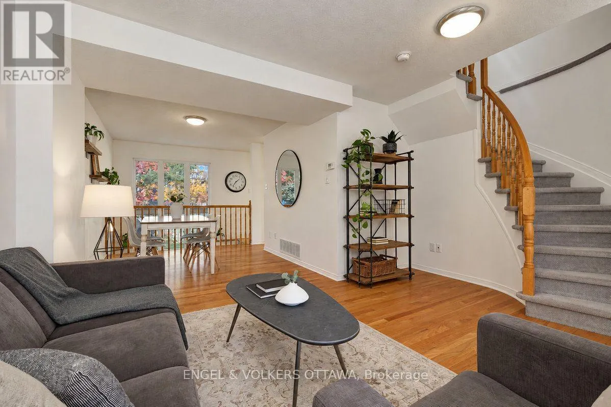 154 COLLEGE CIRCLE