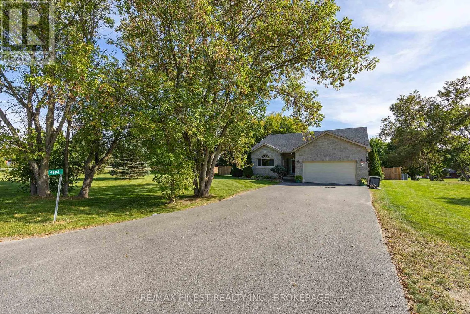 4404 ASHWOOD DRIVE