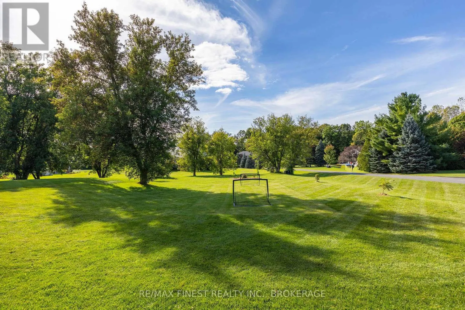 4404 ASHWOOD DRIVE