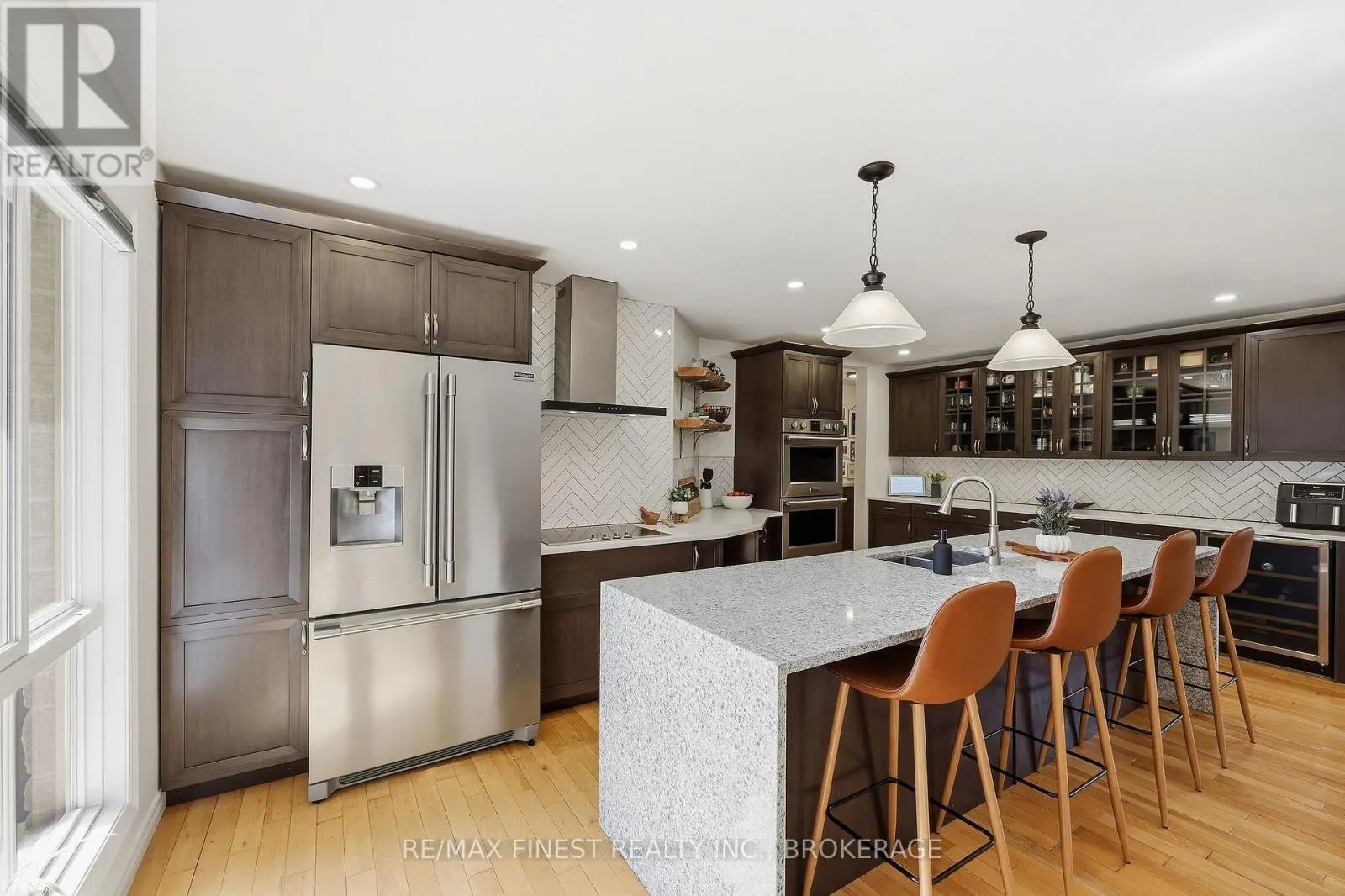 4404 ASHWOOD DRIVE