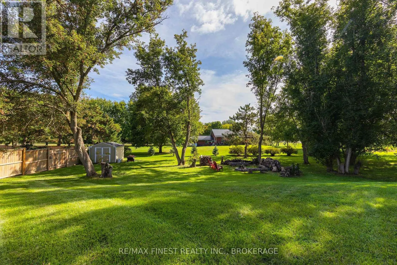 4404 ASHWOOD DRIVE