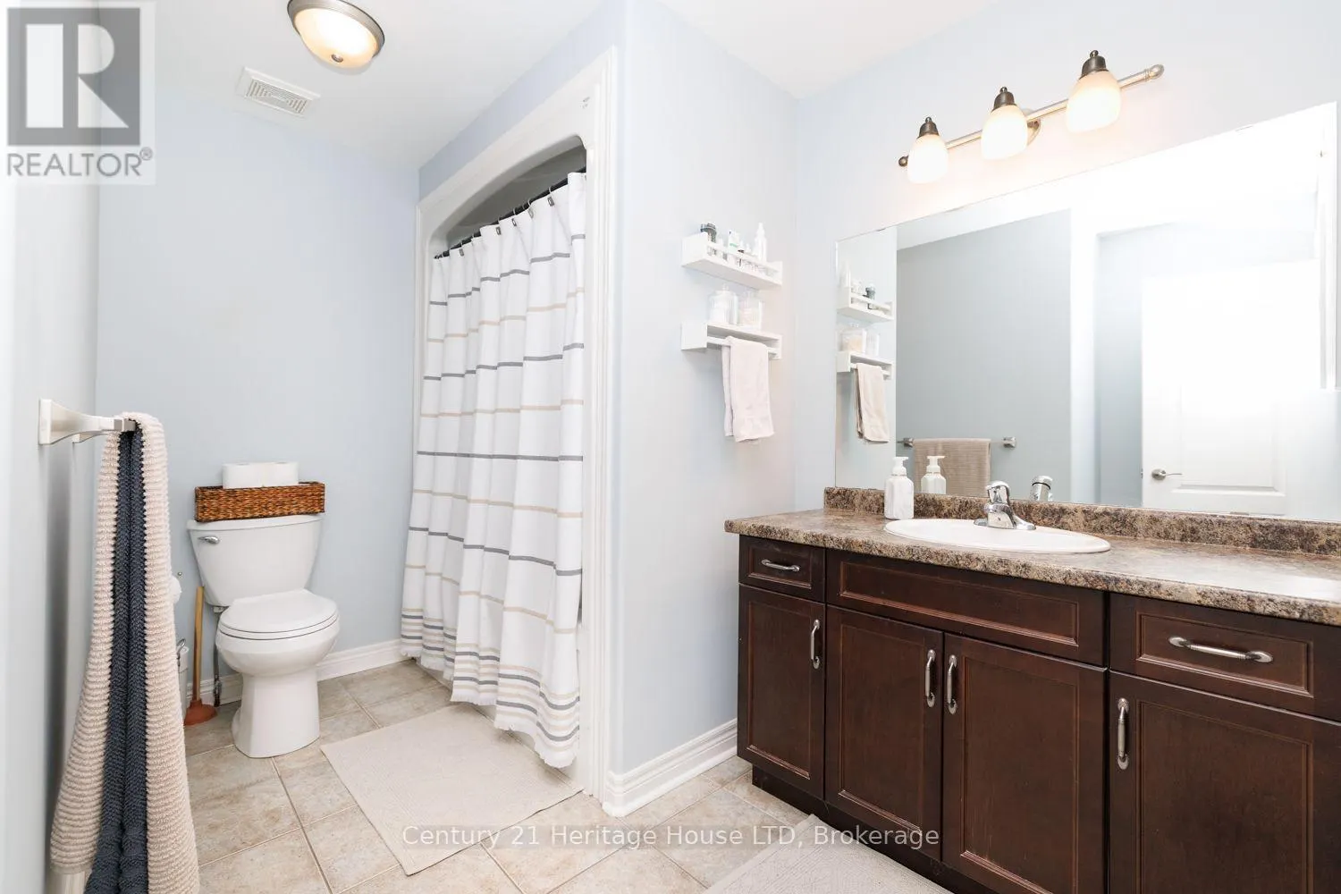 29 BLUEGRASS CRESCENT