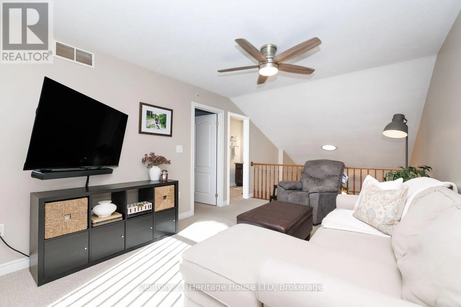 29 BLUEGRASS CRESCENT