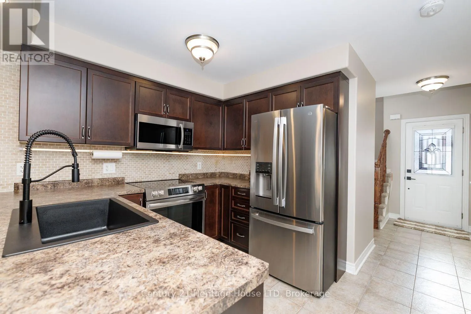 29 BLUEGRASS CRESCENT