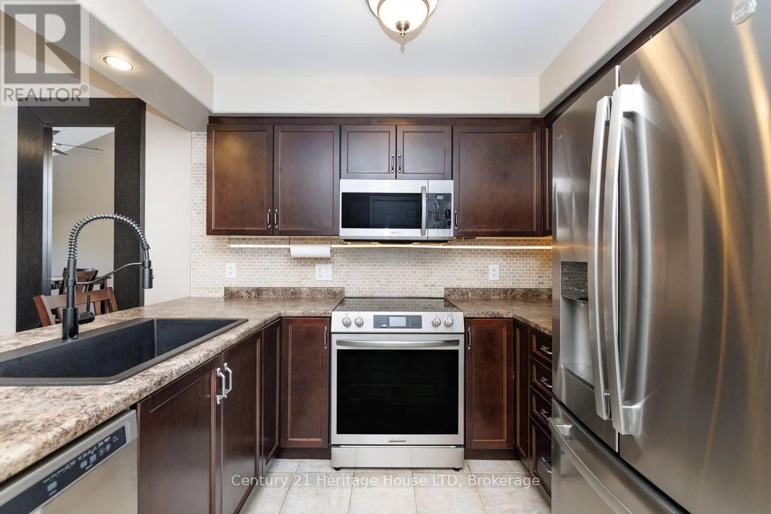 29 BLUEGRASS CRESCENT