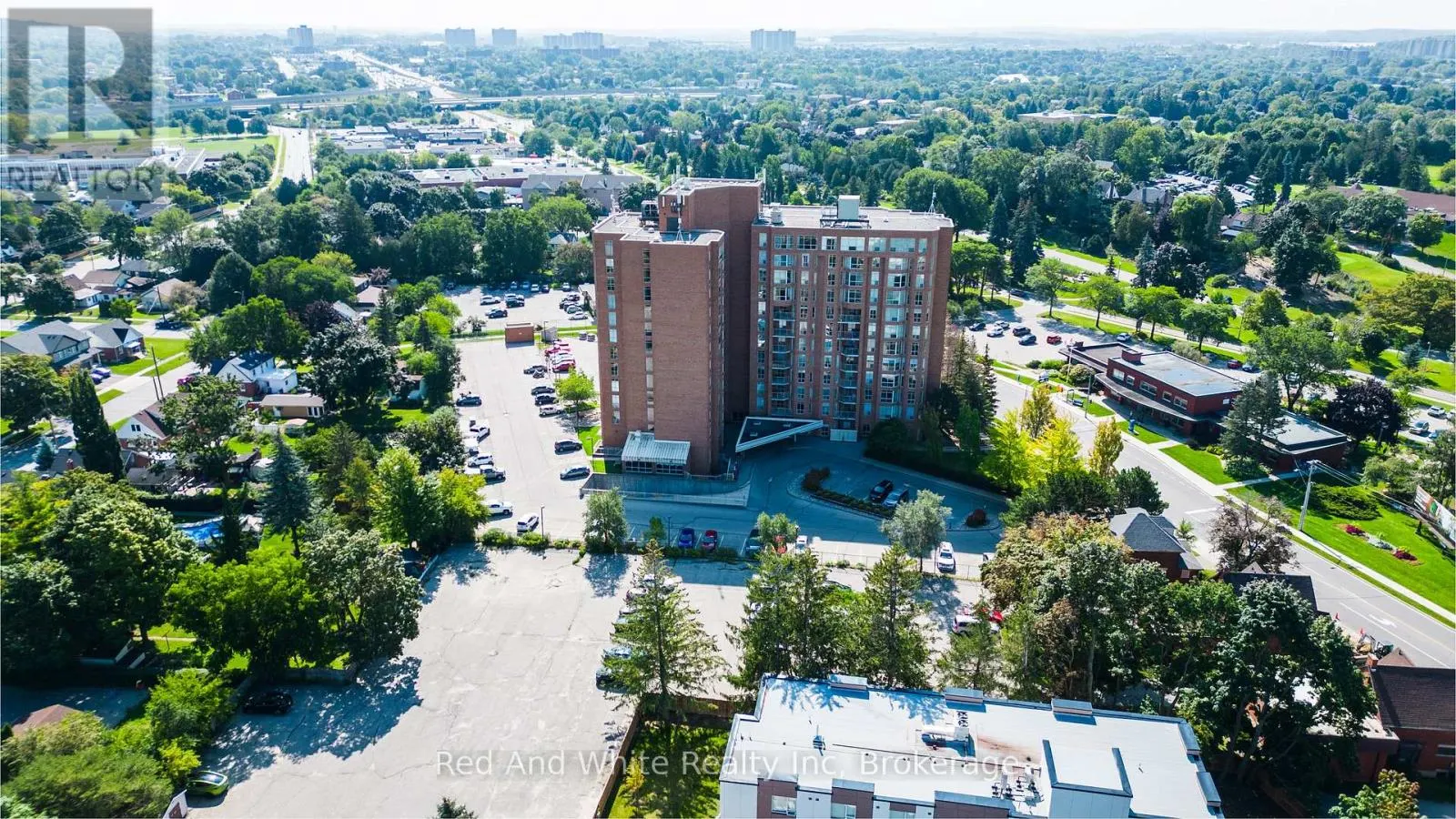 802 - 1414 KING STREET E #802