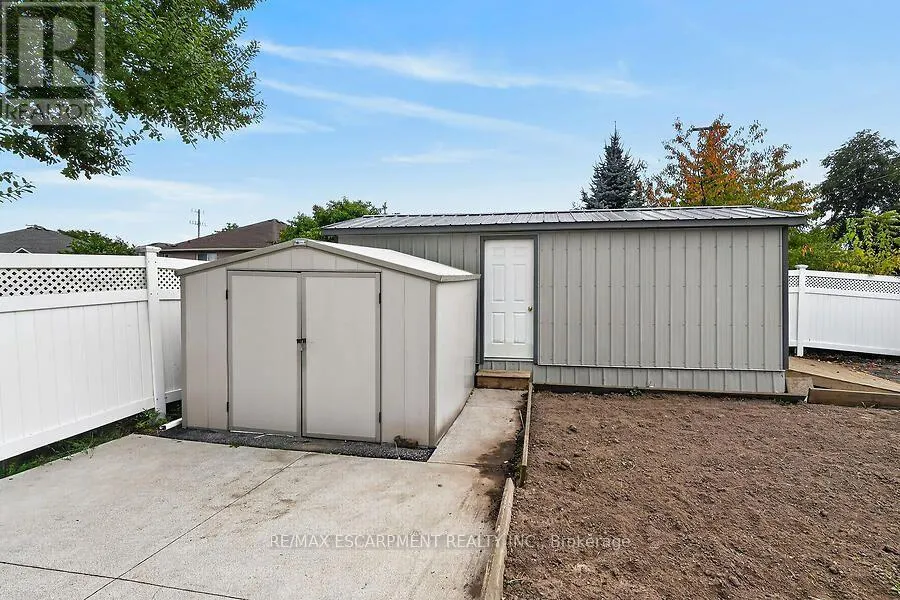 166 TOBY CRESCENT