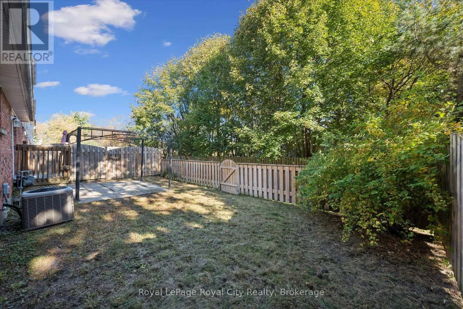 48 - 129 VICTORIA ROAD N #48