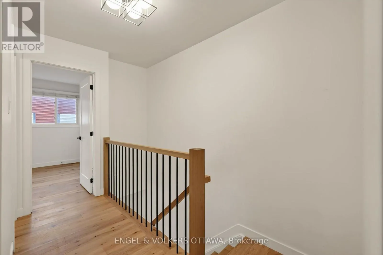 259 TEAL CRESCENT