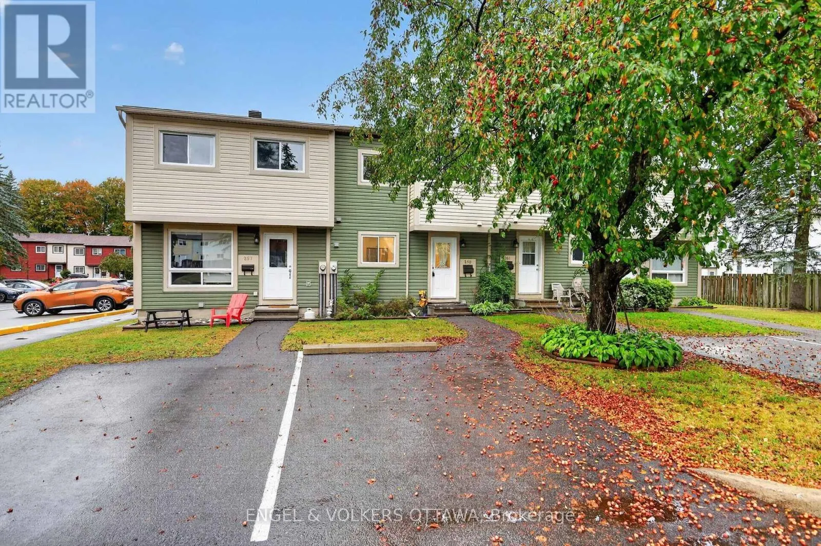 259 TEAL CRESCENT