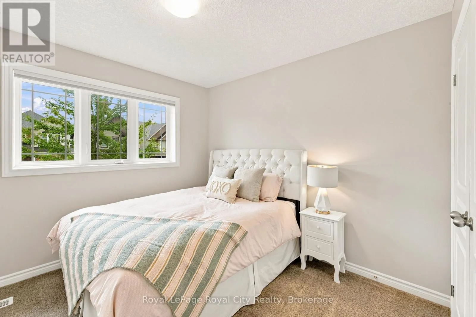 558 STARWOOD DRIVE
