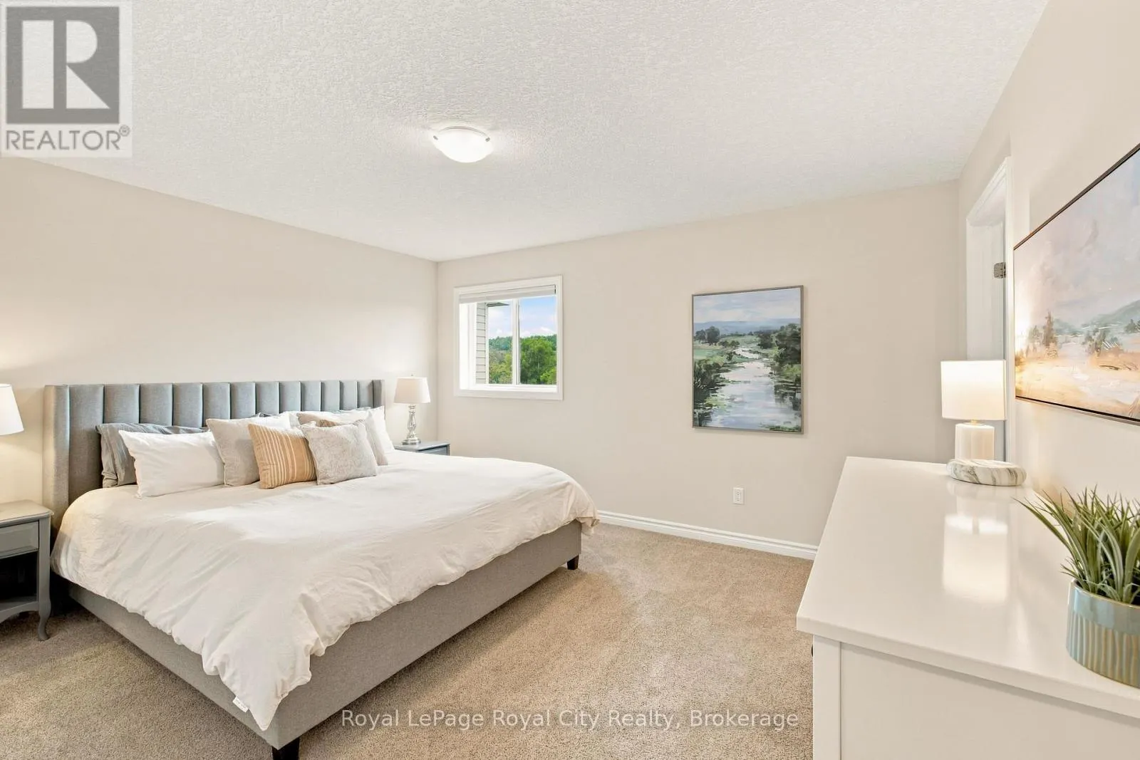558 STARWOOD DRIVE