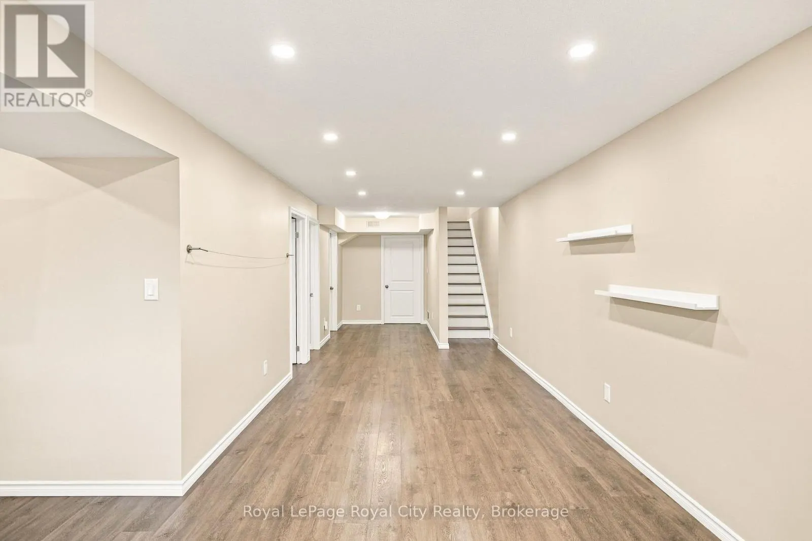 558 STARWOOD DRIVE