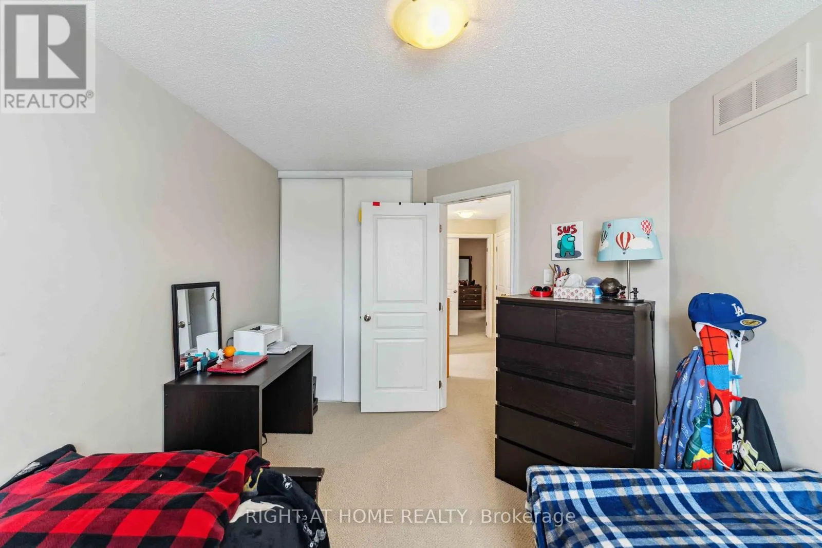 300 COOKS MILL CRESCENT