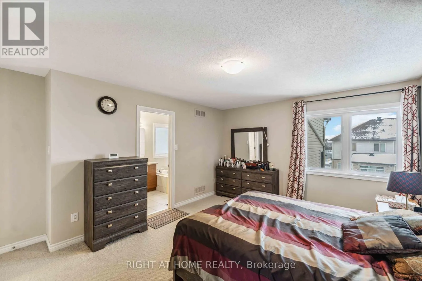 300 COOKS MILL CRESCENT