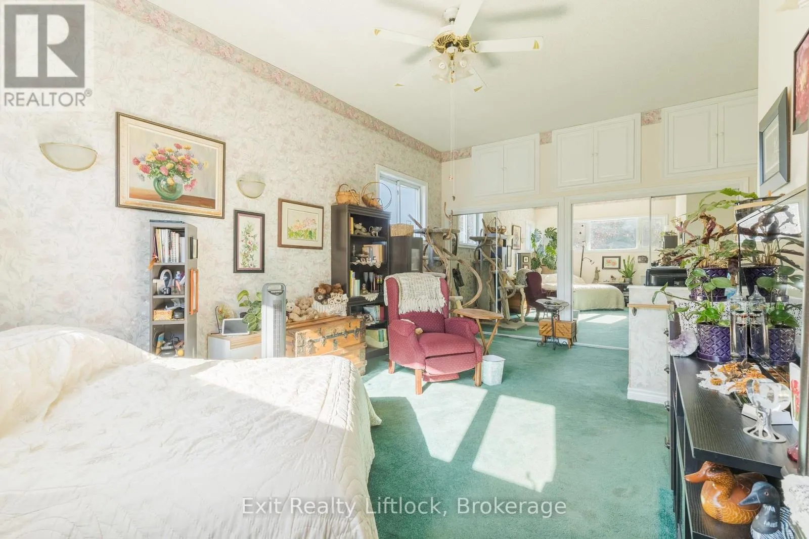 651 & 653 COTTESMORE AVENUE
