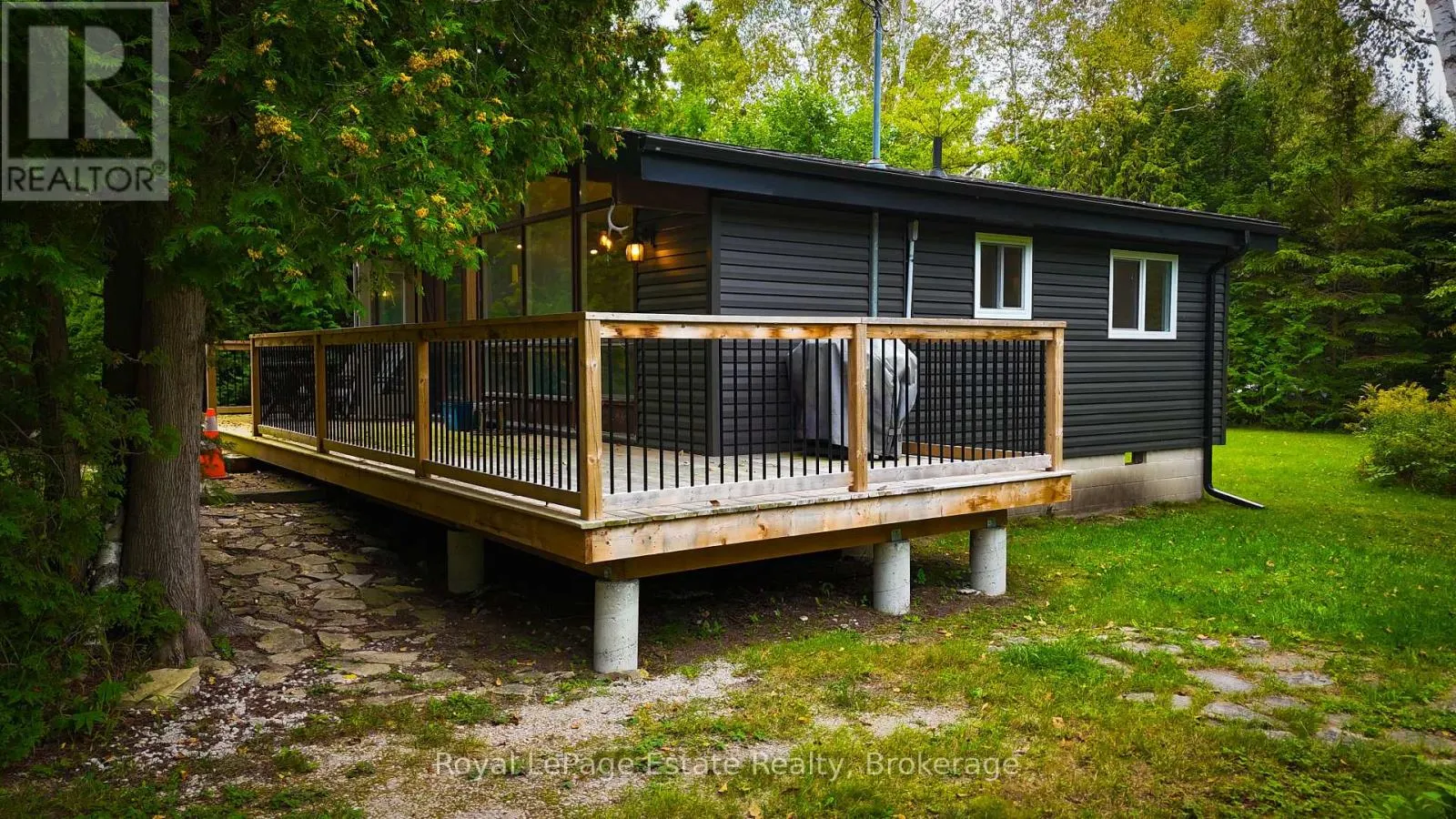 24 FIDDLEHEAD LANE