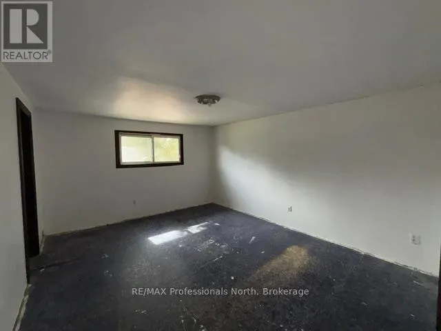 3044 GELERT ROAD