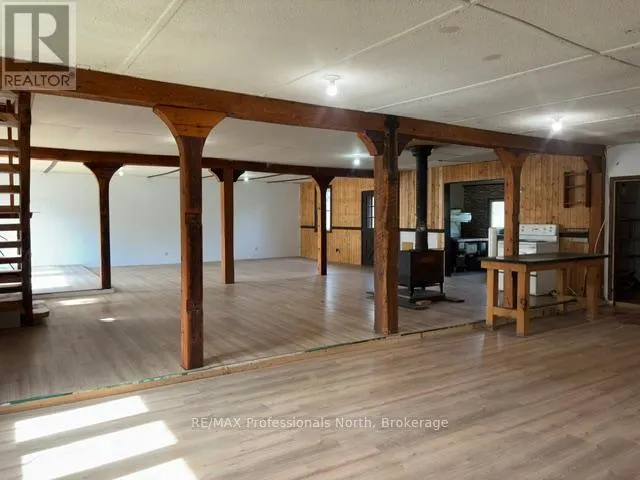 3044 GELERT ROAD