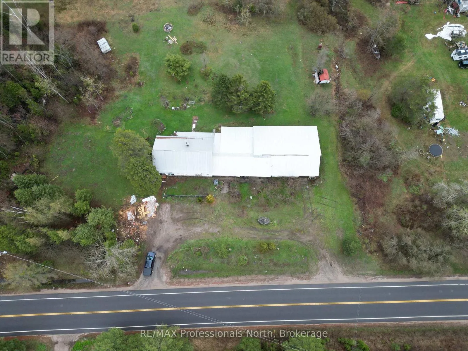 3044 GELERT ROAD