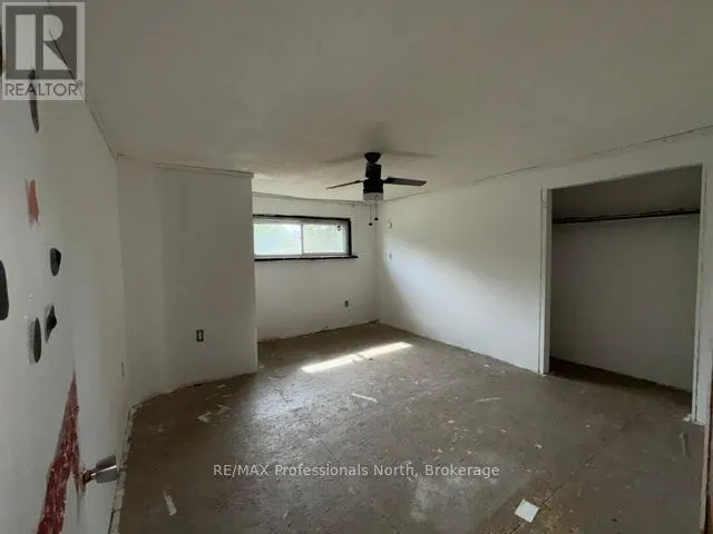 3044 GELERT ROAD