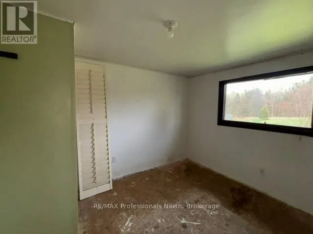 3044 GELERT ROAD