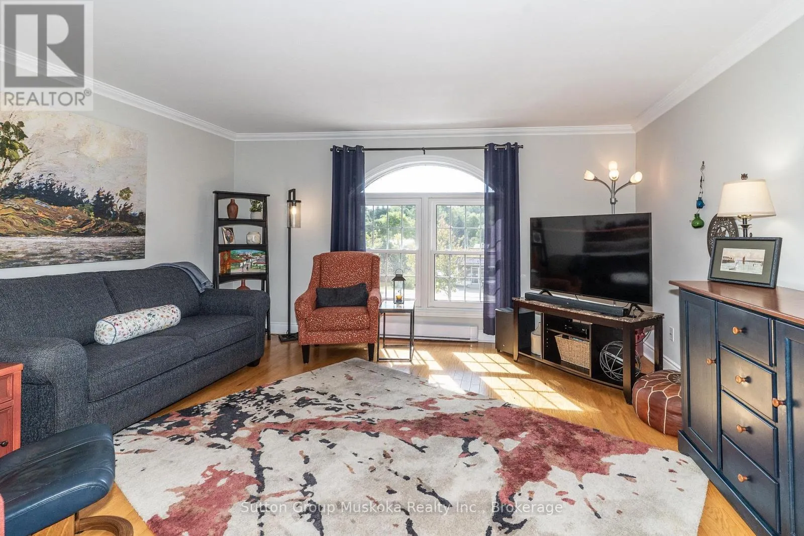 4 - 44 KING WILLIAM STREET #4