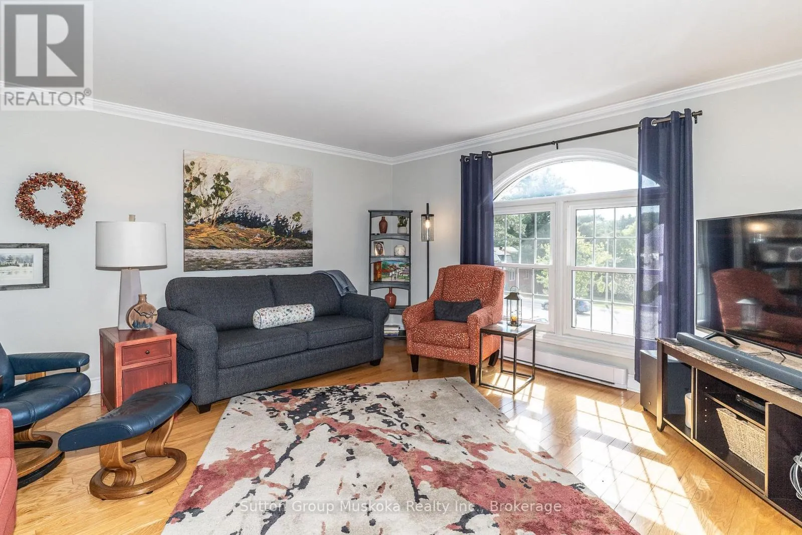 4 - 44 KING WILLIAM STREET #4