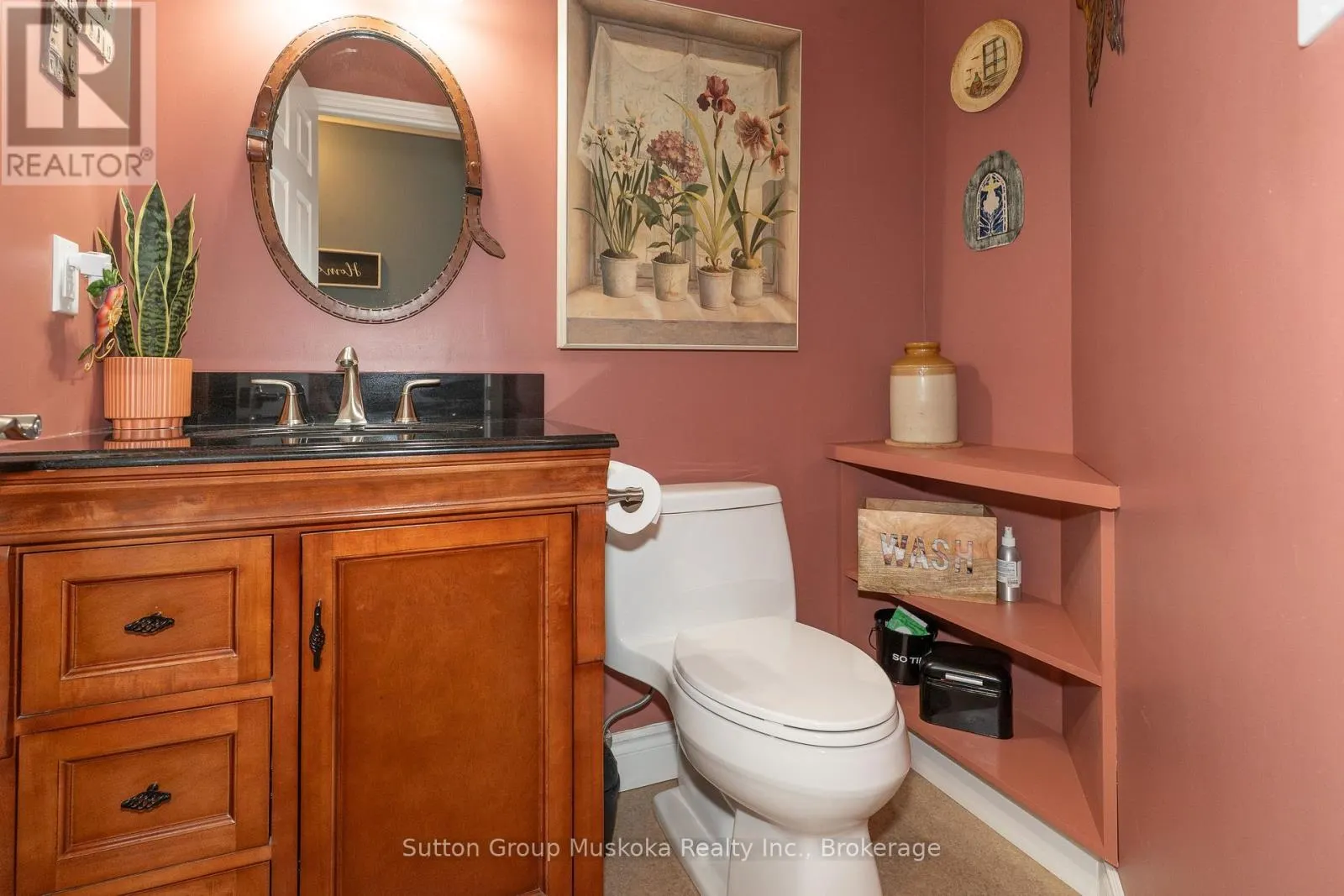 4 - 44 KING WILLIAM STREET #4