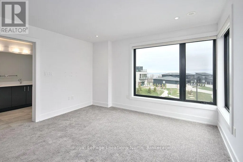 5 - 117 SLADDEN COURT #5