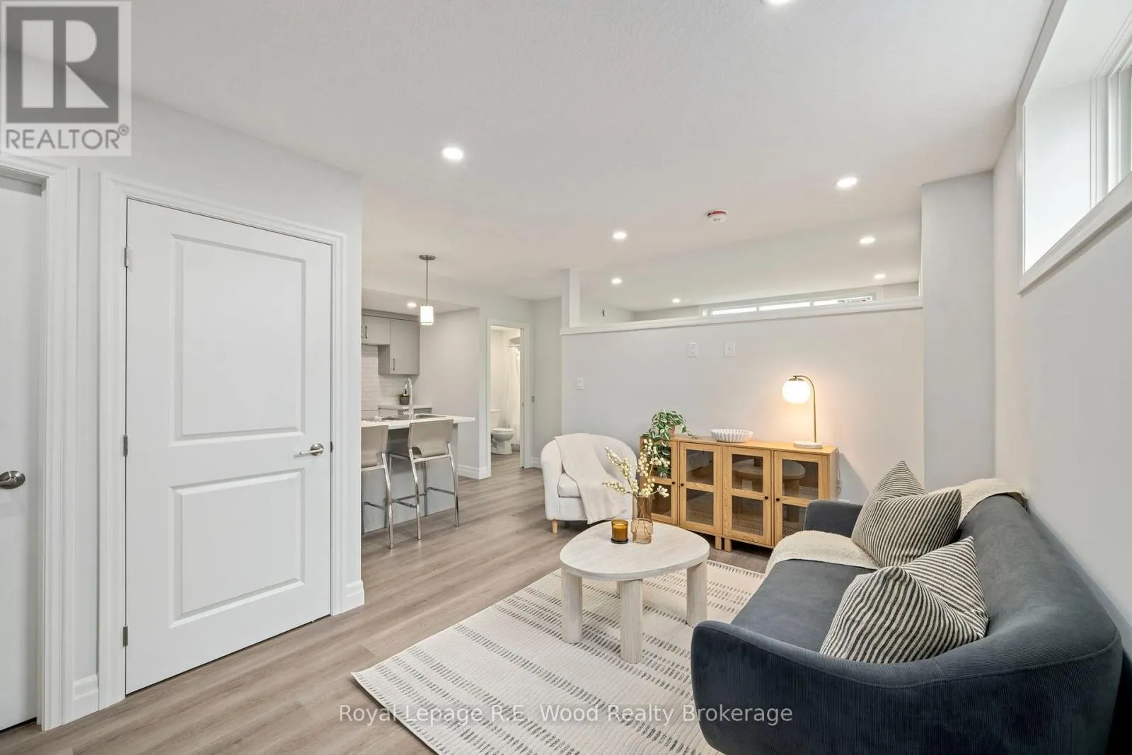 9 HOYLAKE ROAD