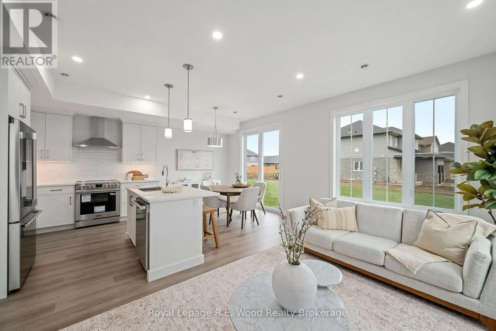 5 HOYLAKE ROAD