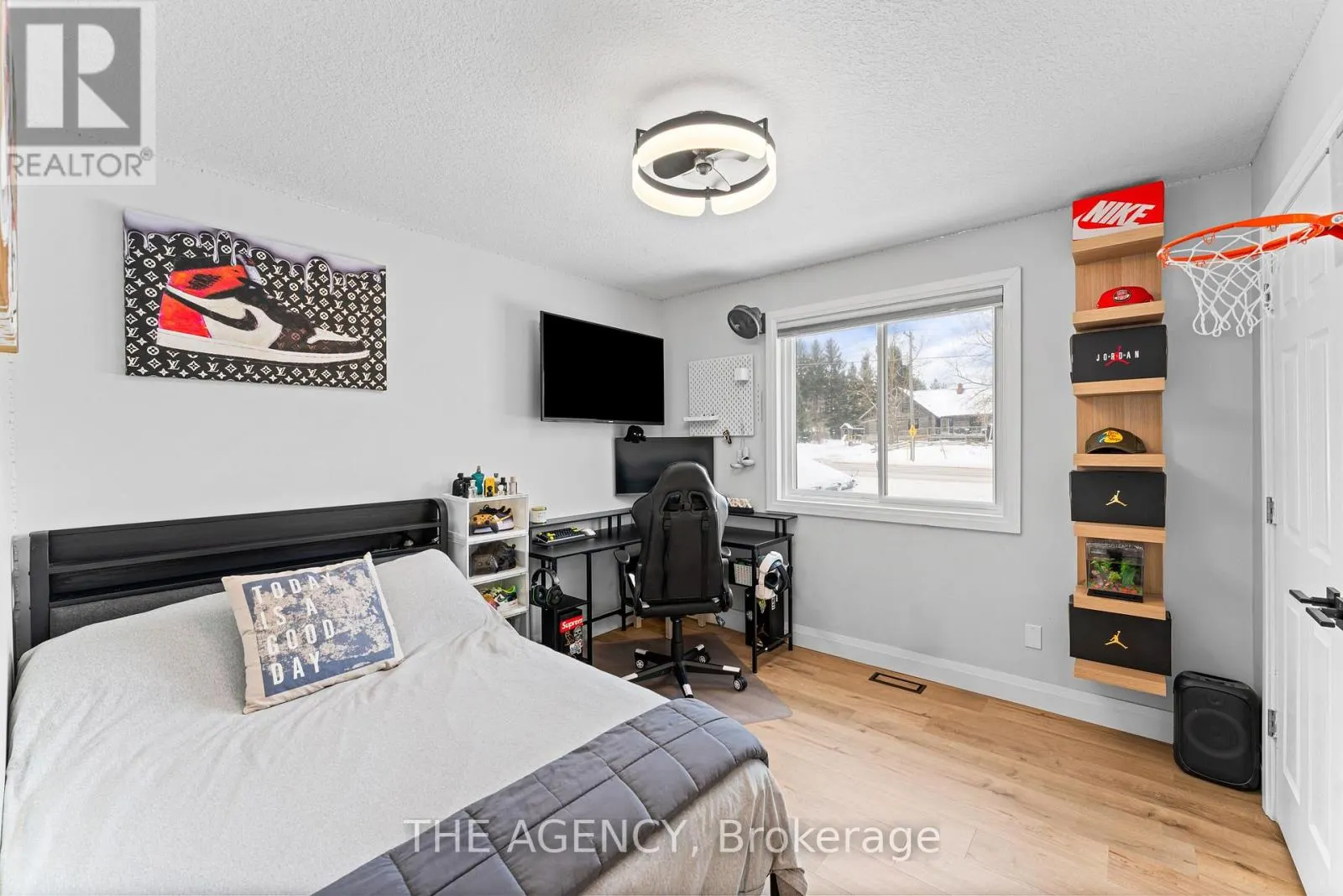 503 WELLINGTON 7 ROAD
