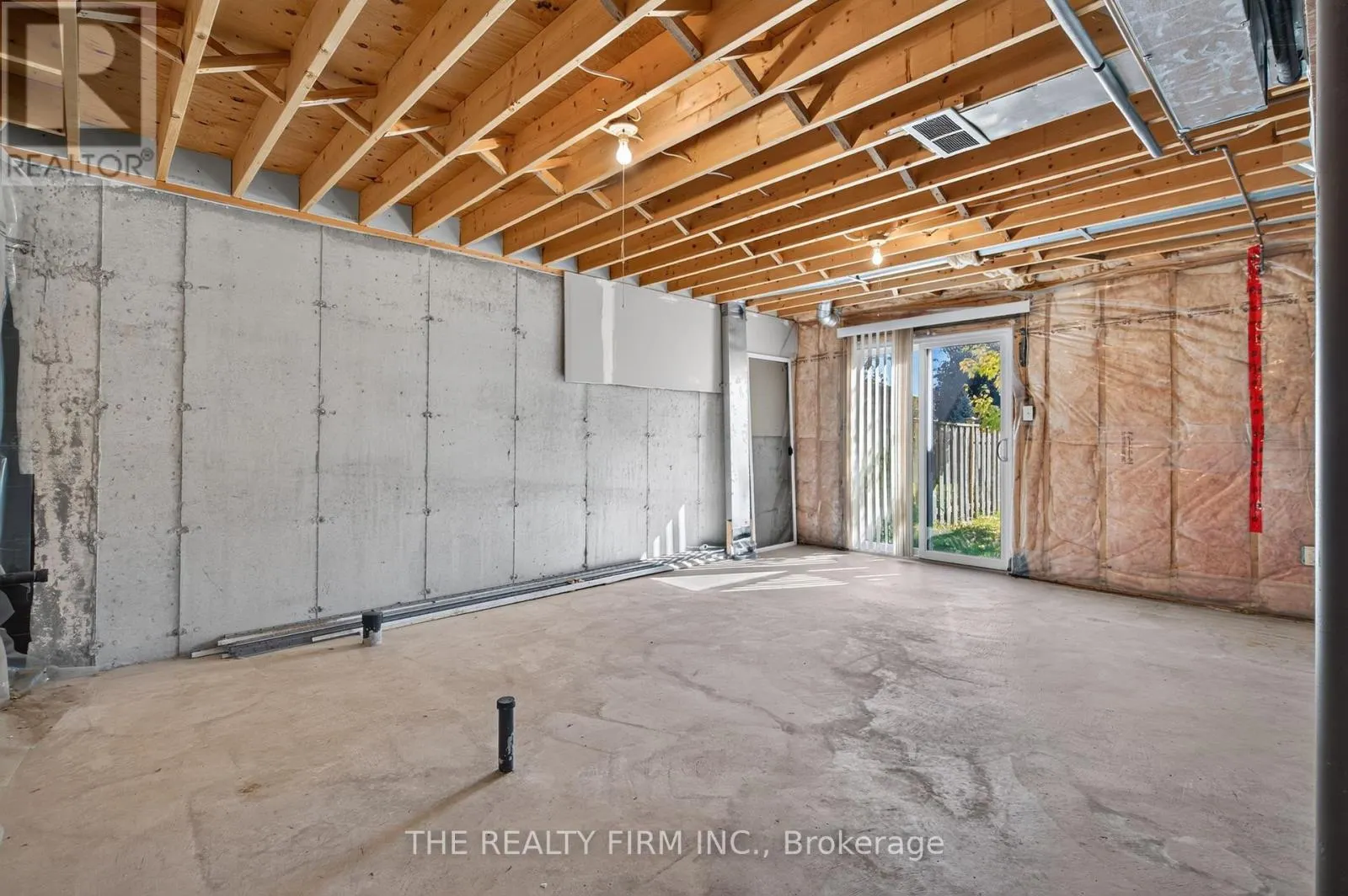 941 THISTLEDOWN WAY