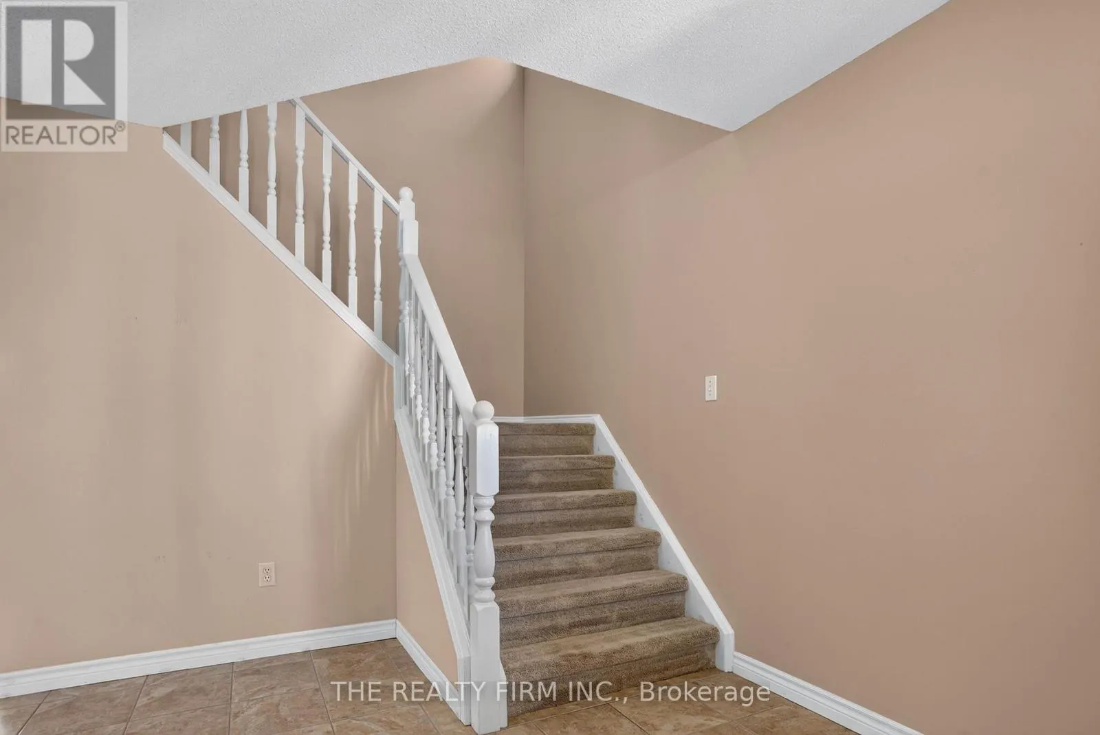 941 THISTLEDOWN WAY
