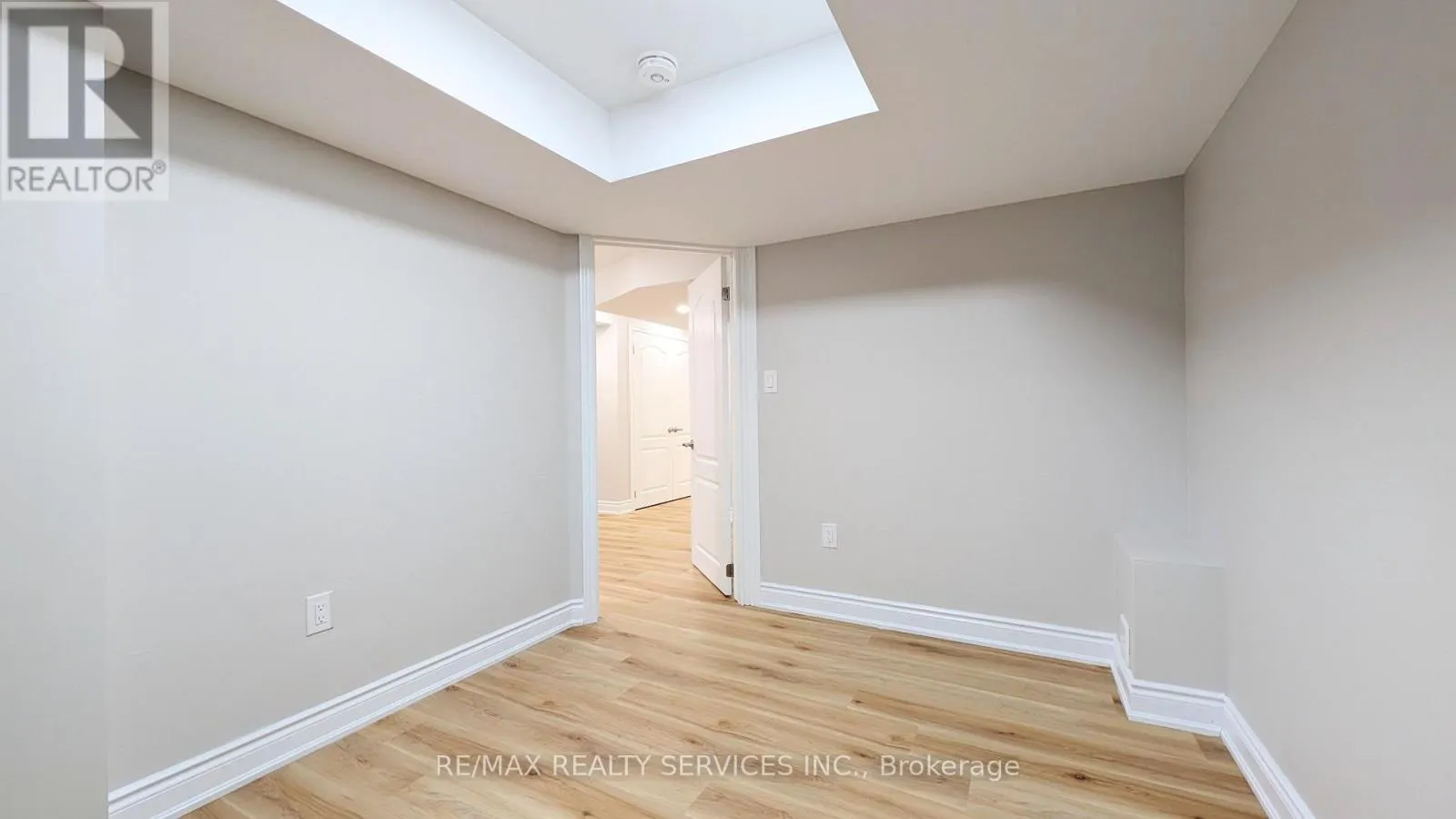 BASMENT - 21 KEELSON STREET
