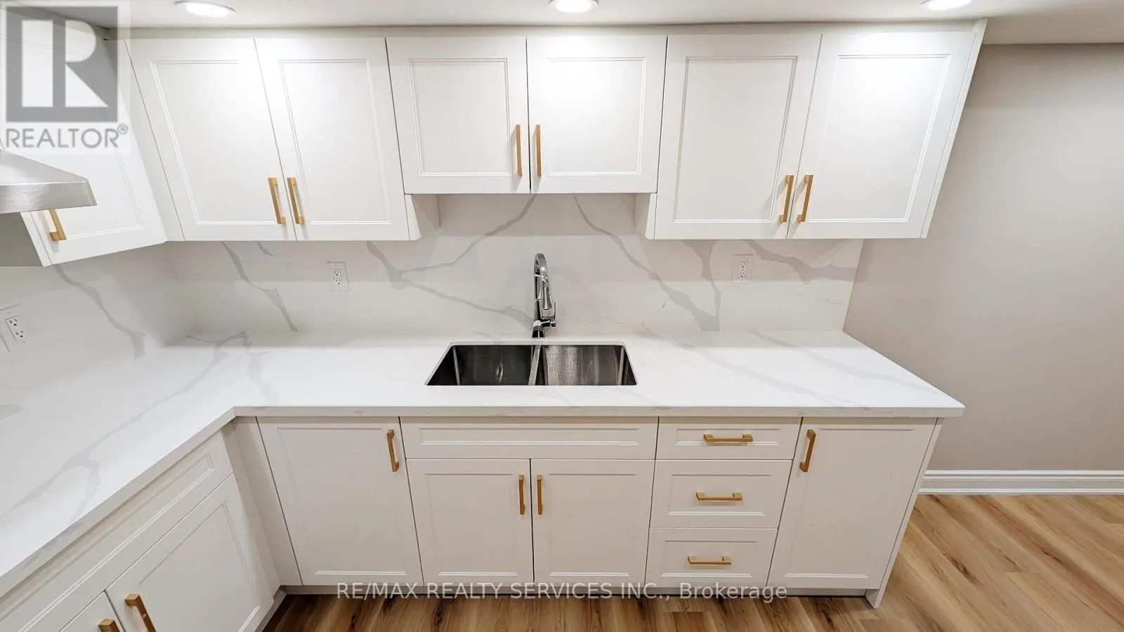 BASMENT - 21 KEELSON STREET