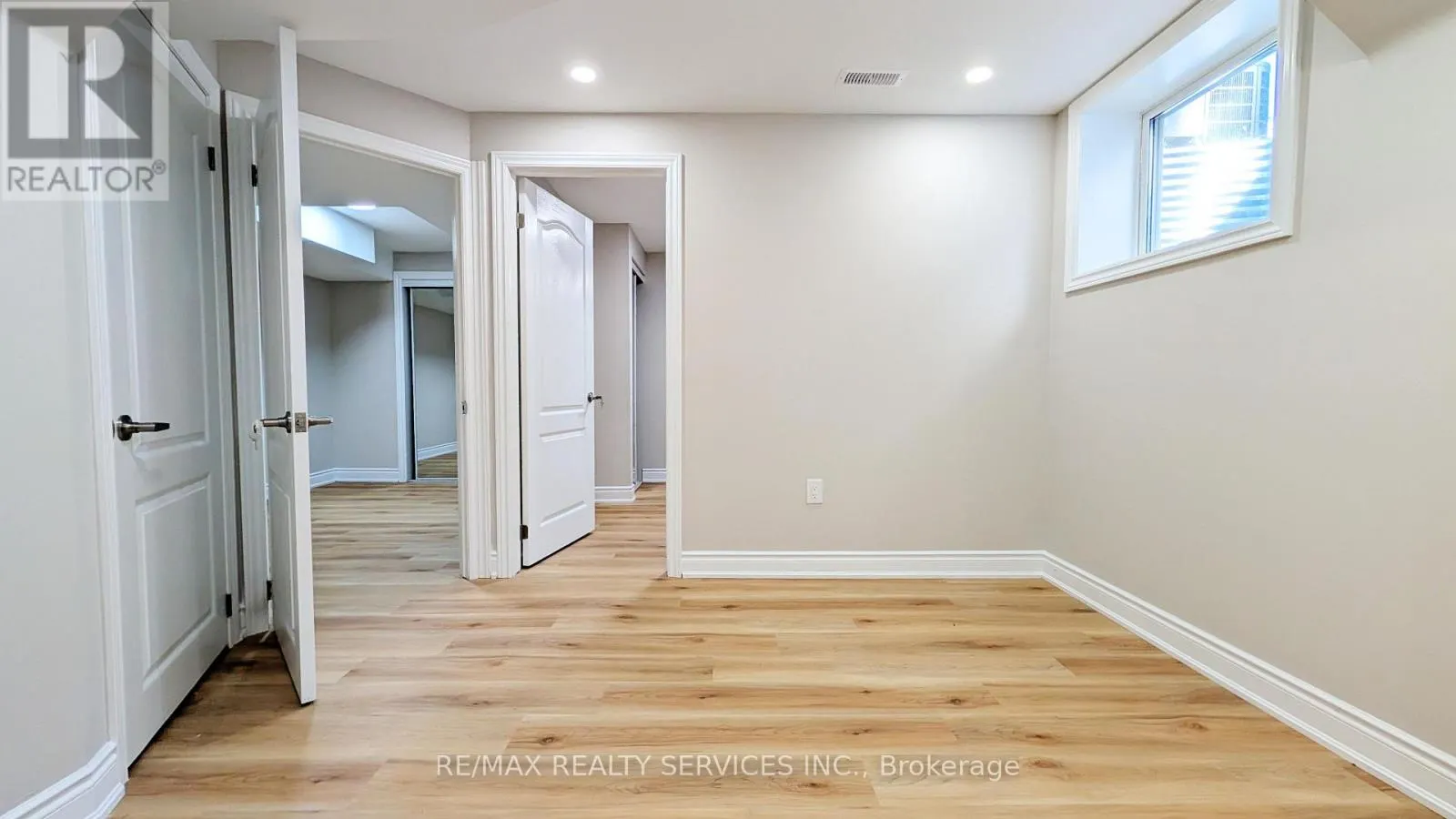 BASMENT - 21 KEELSON STREET