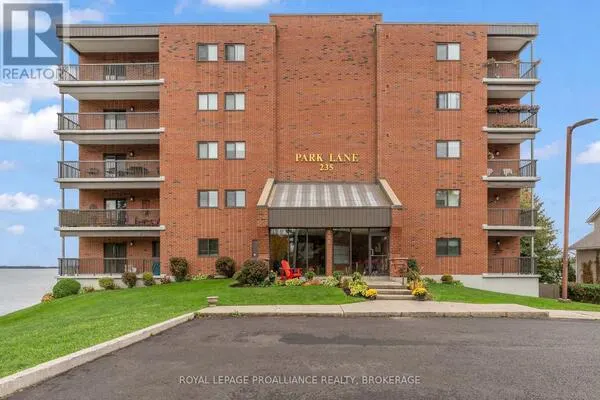 101 - 235 SOUTH STREET S #101