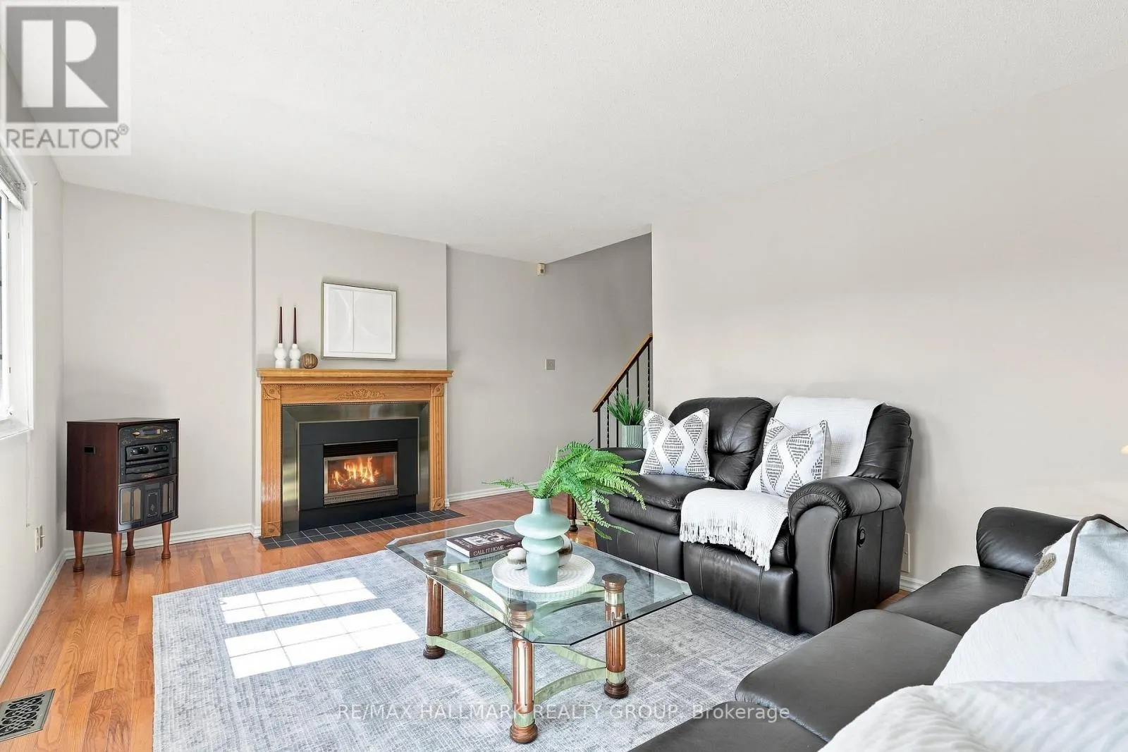 609 TOURELLE DRIVE
