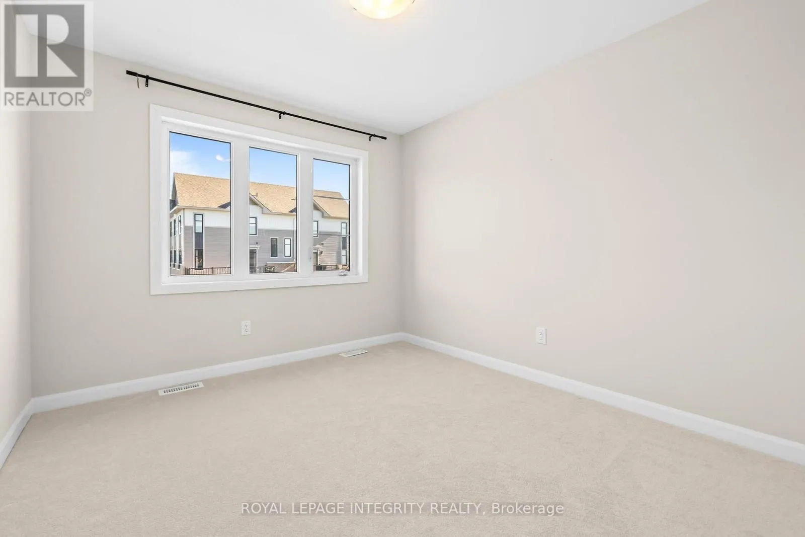 262 TULLAGHAN HEIGHTS