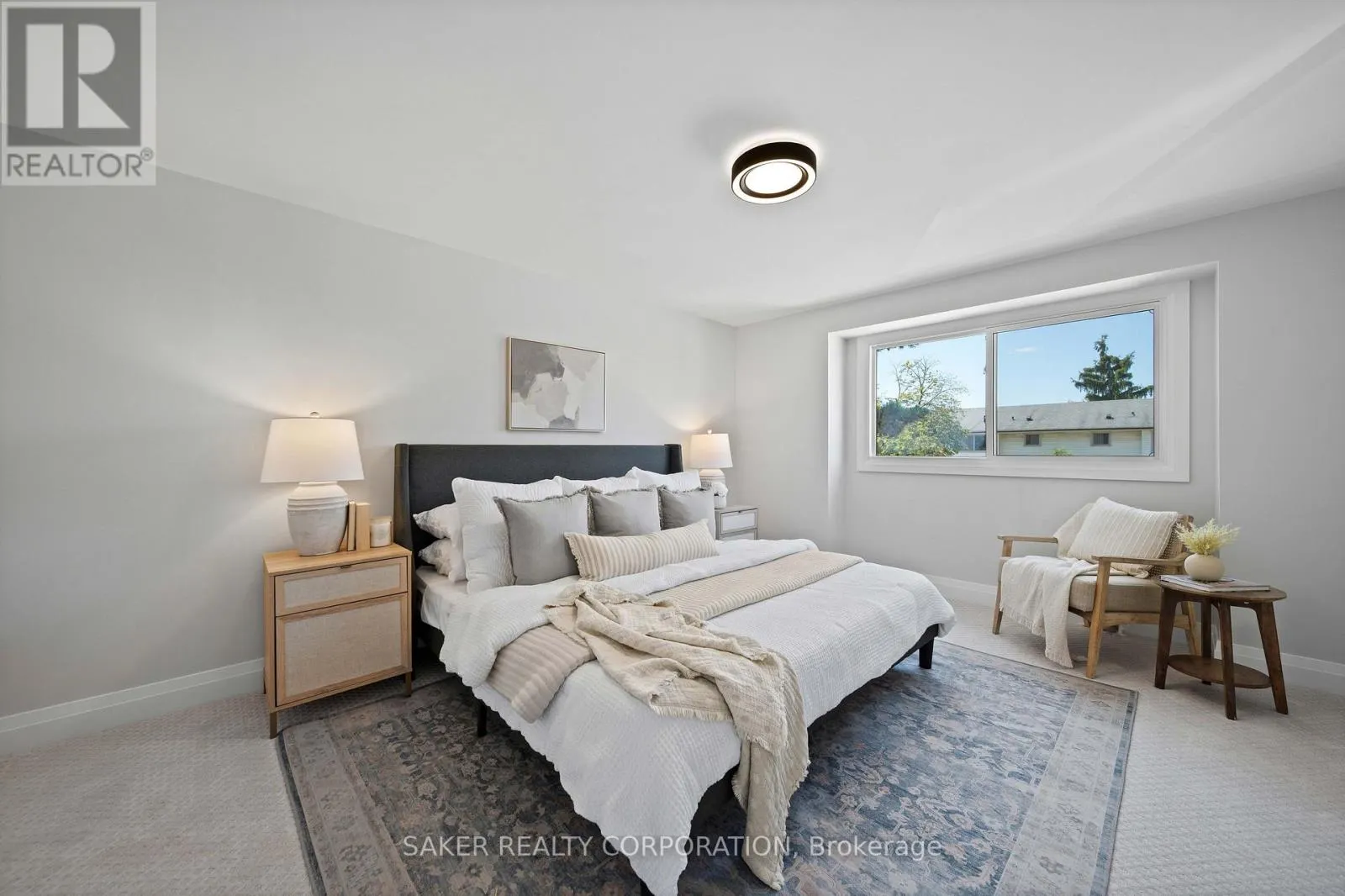 33 - 355 SANDRINGHAM CRESCENT #33