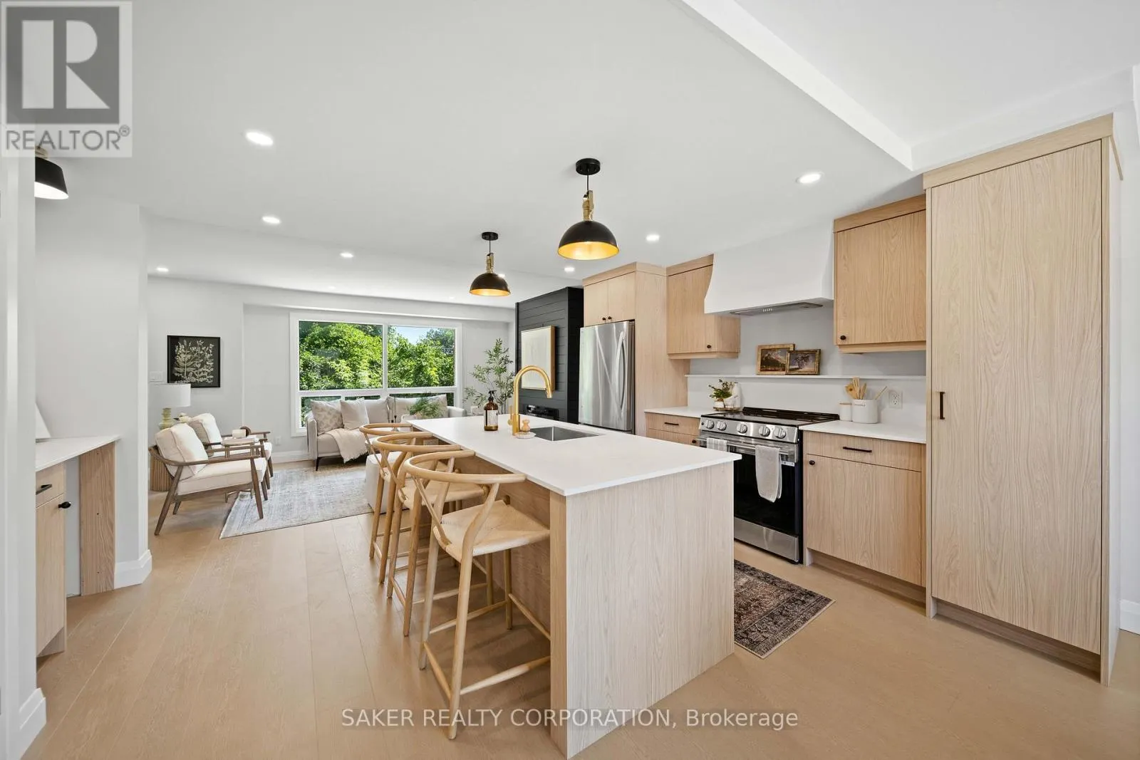 33 - 355 SANDRINGHAM CRESCENT #33
