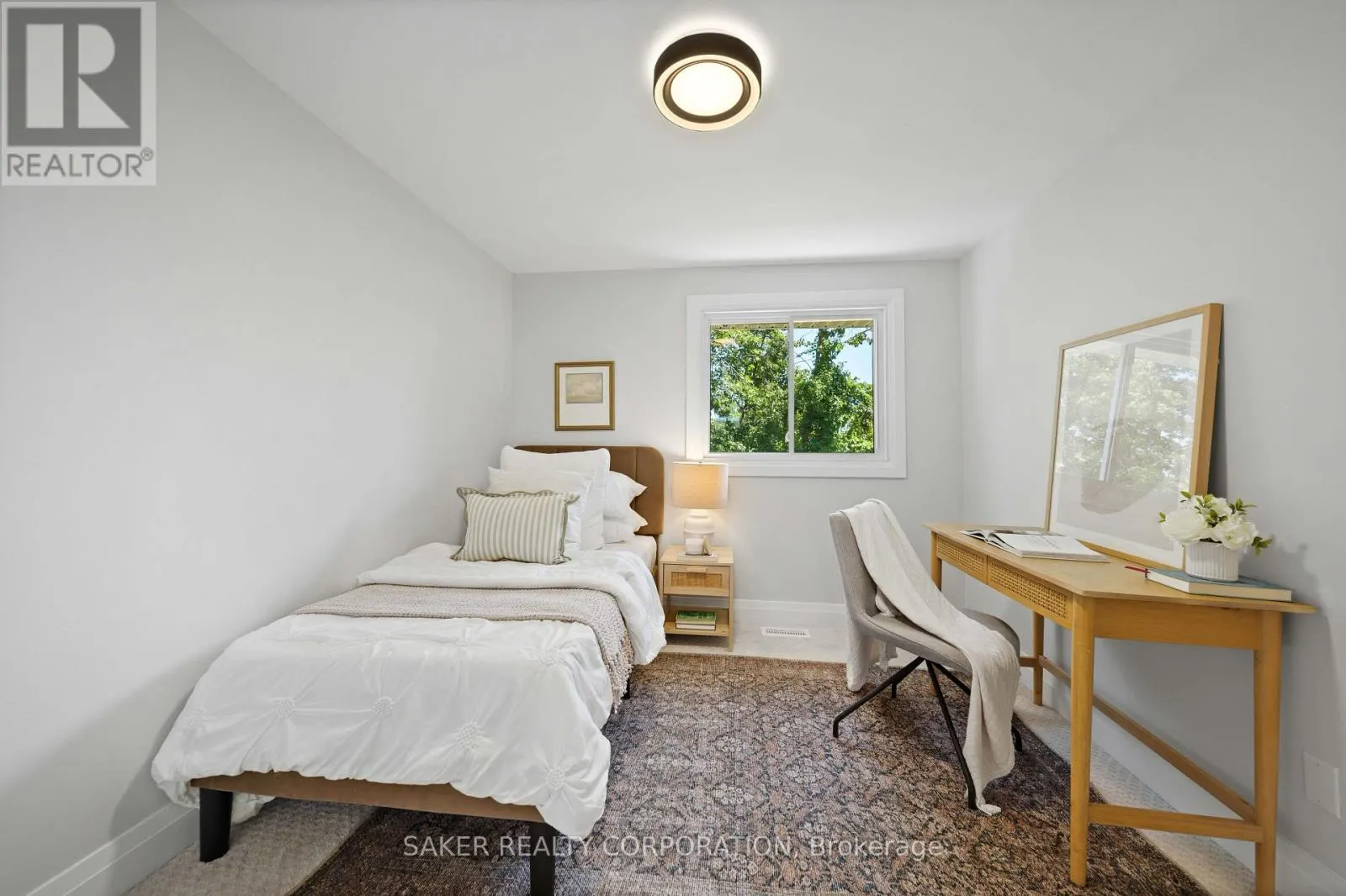 33 - 355 SANDRINGHAM CRESCENT #33
